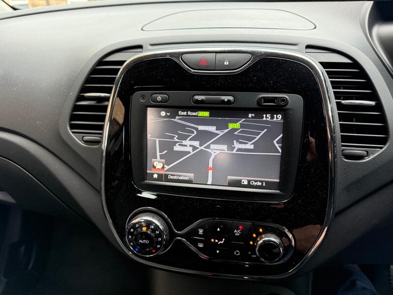 RENAULT CAPTUR