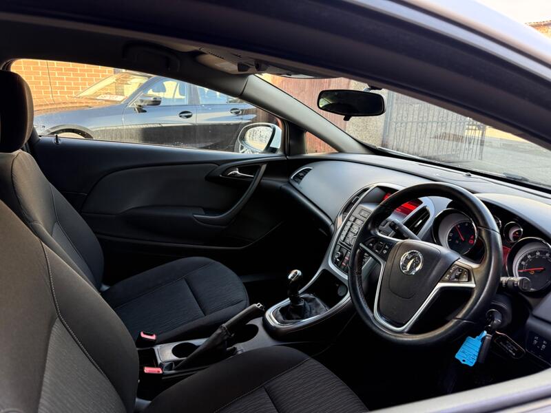 VAUXHALL ASTRA GTC