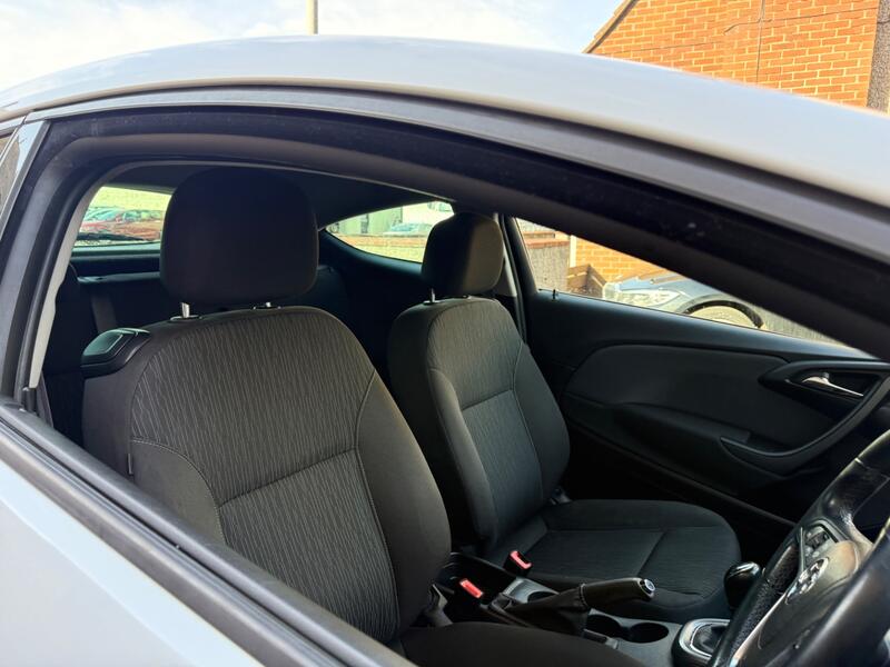 VAUXHALL ASTRA GTC
