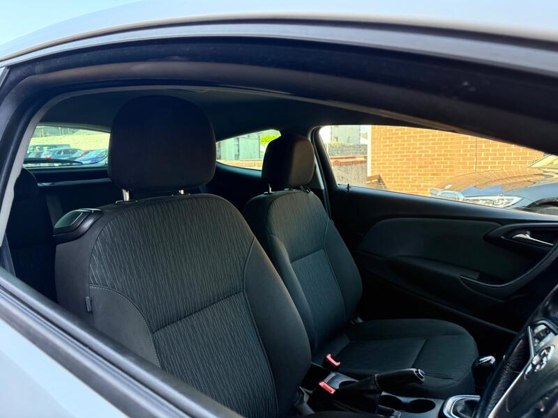 VAUXHALL ASTRA GTC