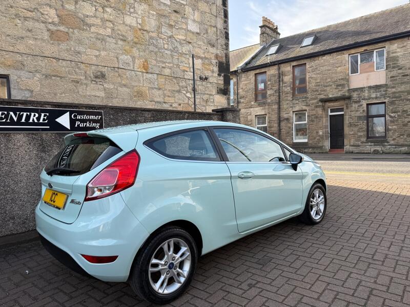 FORD FIESTA