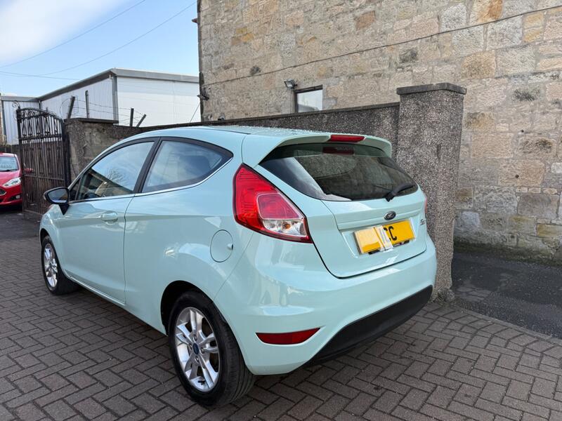 FORD FIESTA