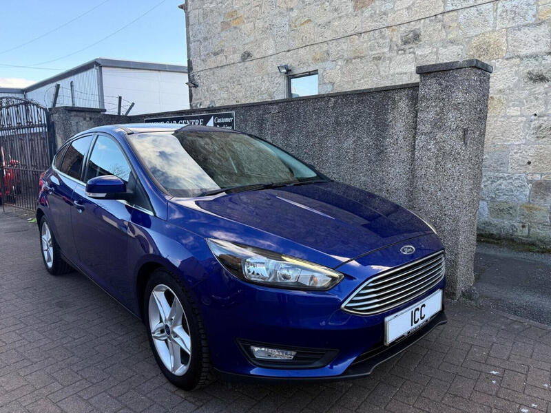 FORD FOCUS