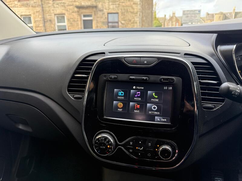 RENAULT CAPTUR