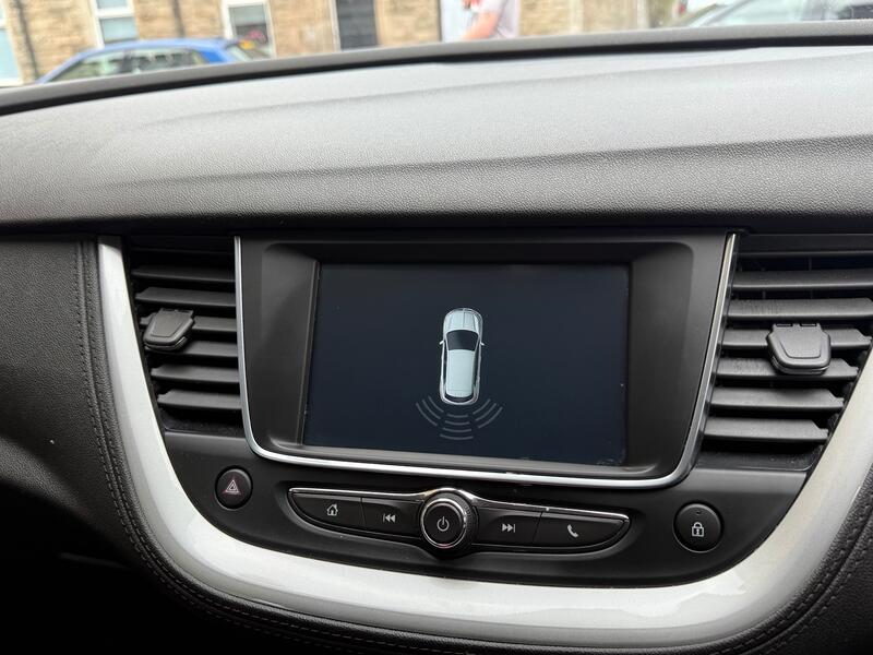VAUXHALL GRANDLAND X